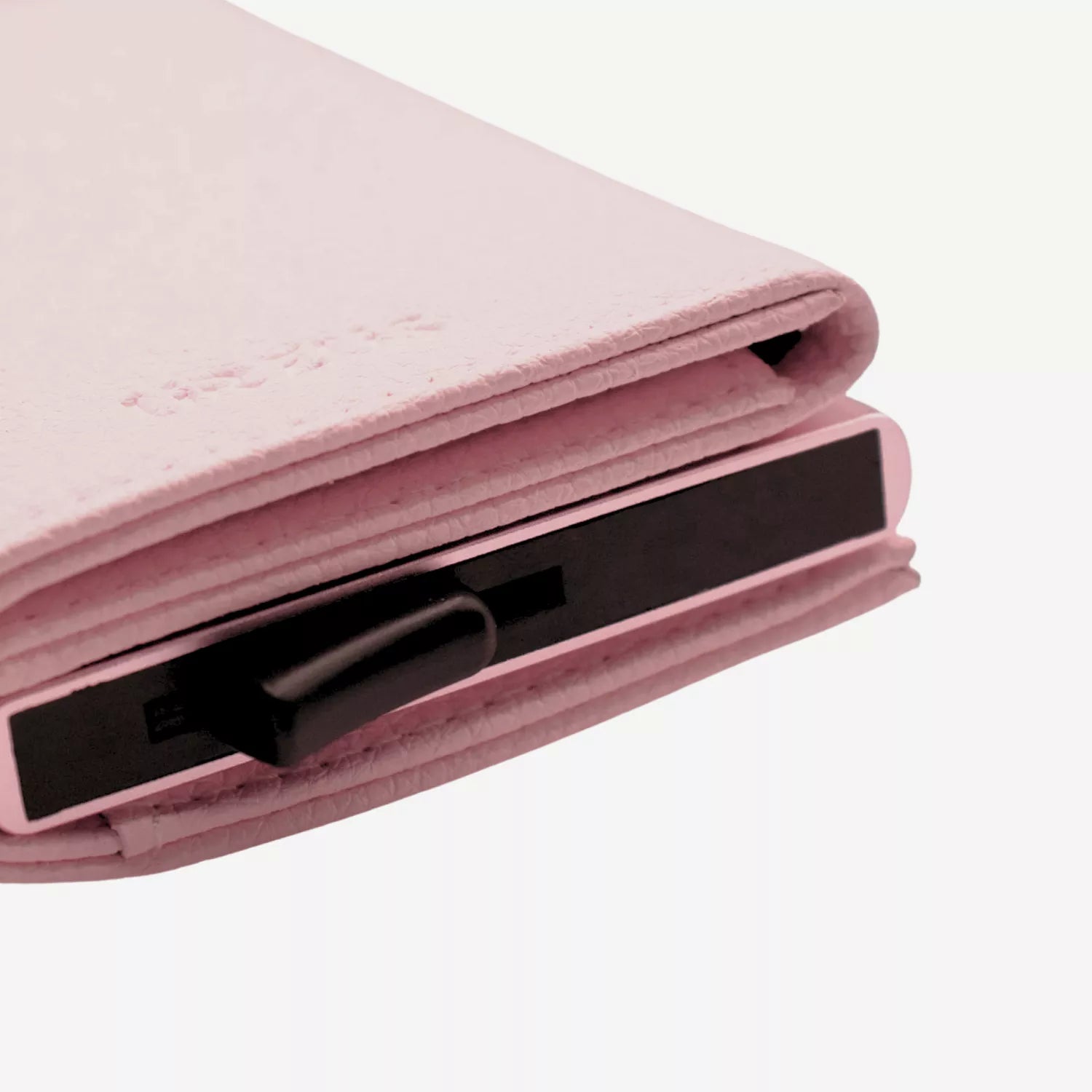 Billetera Anticlonación en cuero Pink US203, vista inferior — accesorio compacto y elegante de Urzus