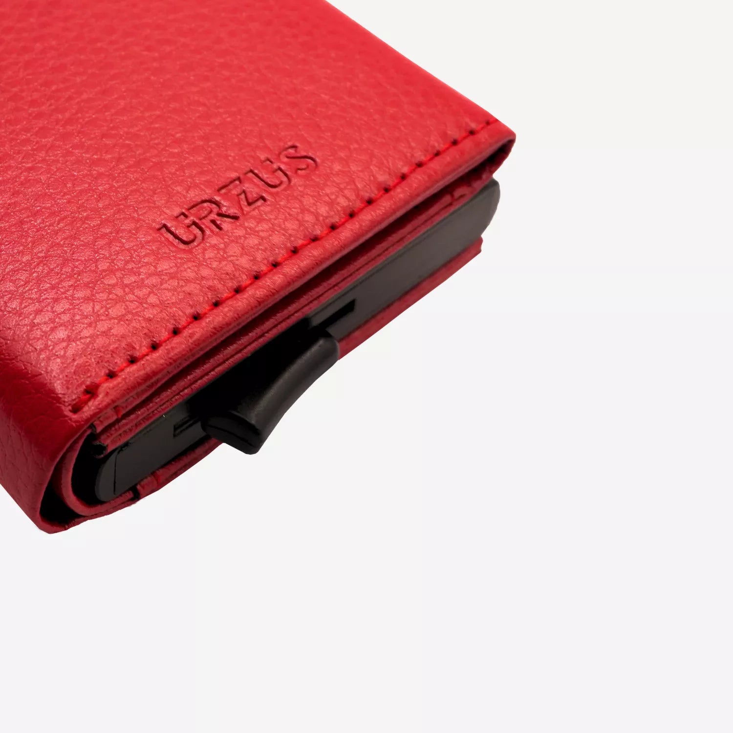 Billetera Anticlonación en cuero Red US203, vista inferior — accesorio compacto y elegante de Urzus