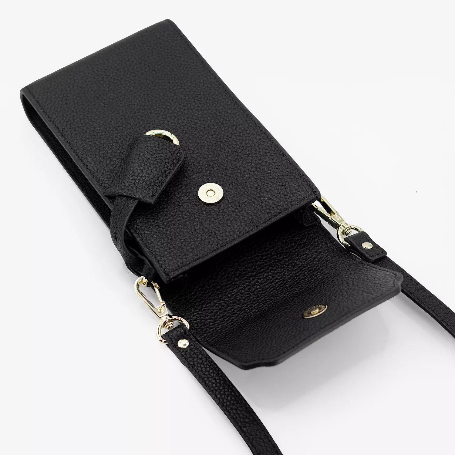 Boreal Bolso Cruzado Compacto en cuero Negro de Urzus, vista interior — diseñado para llevar billetera y tarjetero con seguridad.