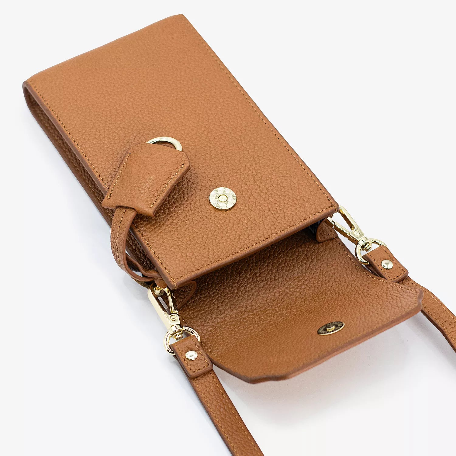 Boreal Bolso Cruzado Compacto en cuero Marrón de Urzus, vista interior — diseñado para llevar billetera y tarjetero con seguridad.
